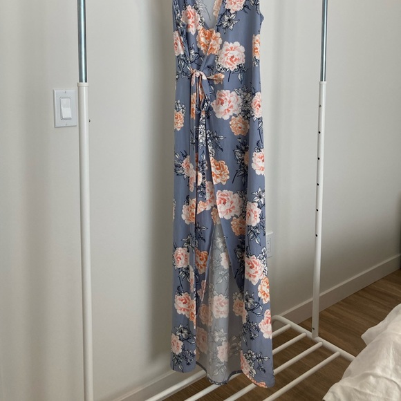 Floral dress - Picture 2 of 5